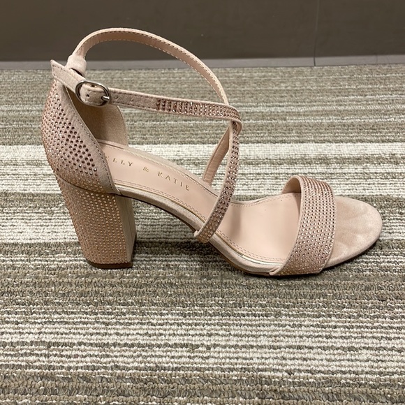 Gorgeous Kelly & Katie Sparkly Nude Heels - Picture 5 of 5